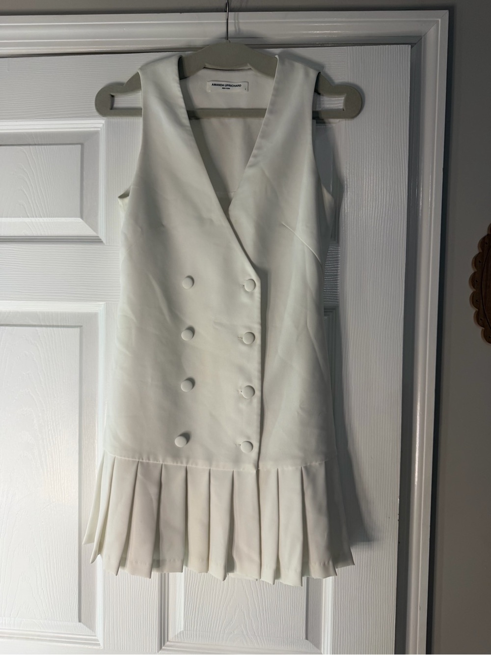 Amanda Uprichard White Sleeveless Double-Breasted Pleated Hem Dress